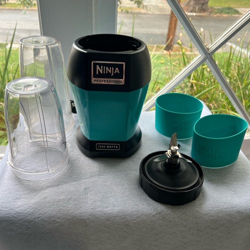 Limited edition teal ninja powerful personal blender